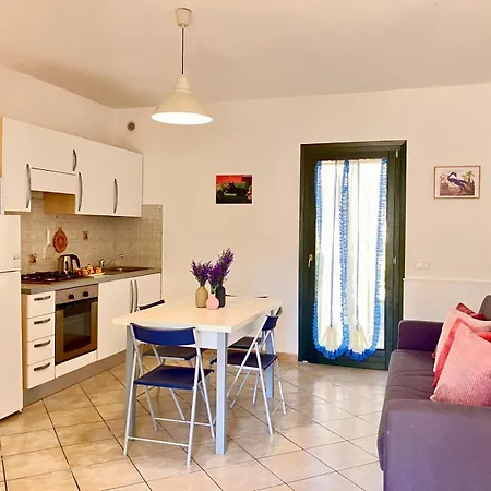 Casa Spaziosa Con Giardino E Piscina Nel Santa Maria