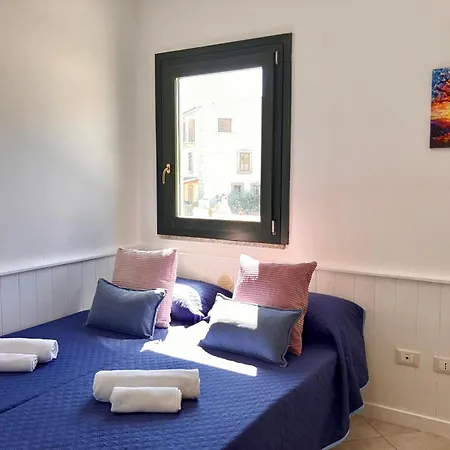 Casa Spaziosa Con Giardino E Piscina Nel Appartement